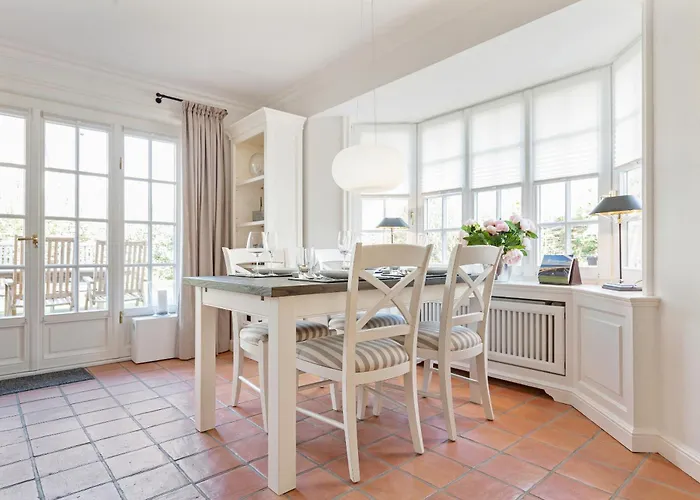 Malvenhues Cape Cod App 4 *